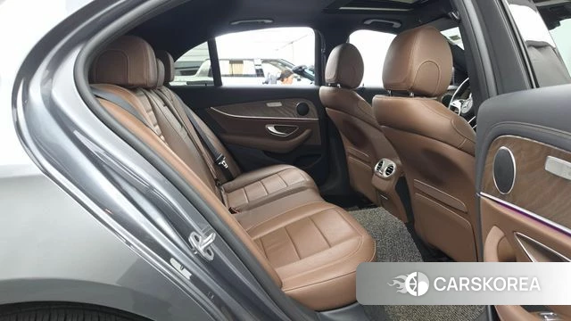 Mercedes-Benz E-Class W213 2020 Серый из Кореи, фото 3