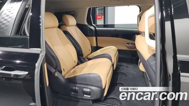 Kia Carnival 4th generation 2023 Черный из Кореи, фото 3