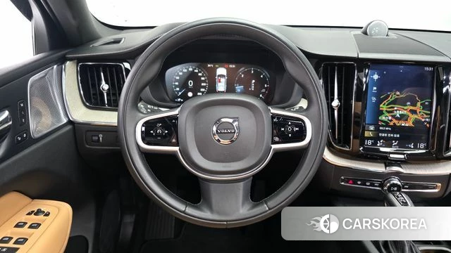 Volvo XC60 second Generation 2018 Белый из Кореи, фото 3