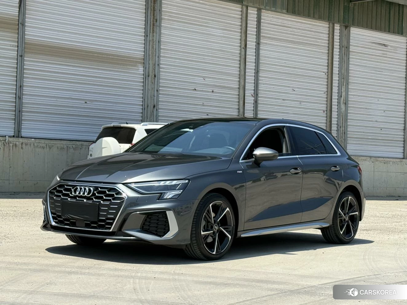Audi A3 2023 Темно-серый из Китая, фото 3