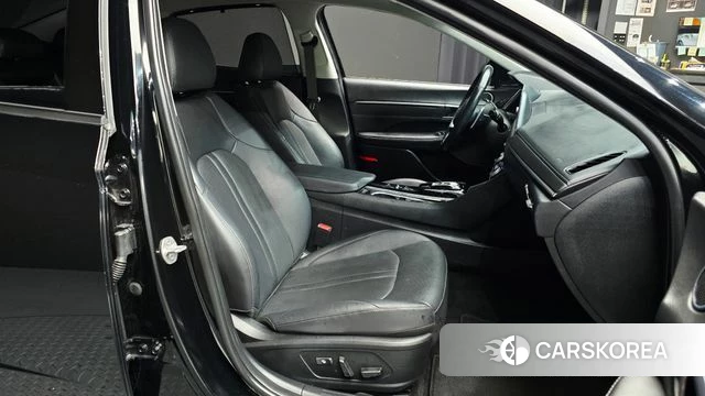 Hyundai Sonata (DN8) 2022 Черный из Кореи, фото 3