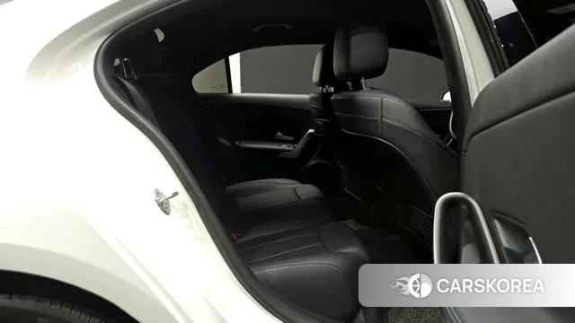 Mercedes-Benz A-Class W177 2021 Белый из Кореи, фото 3