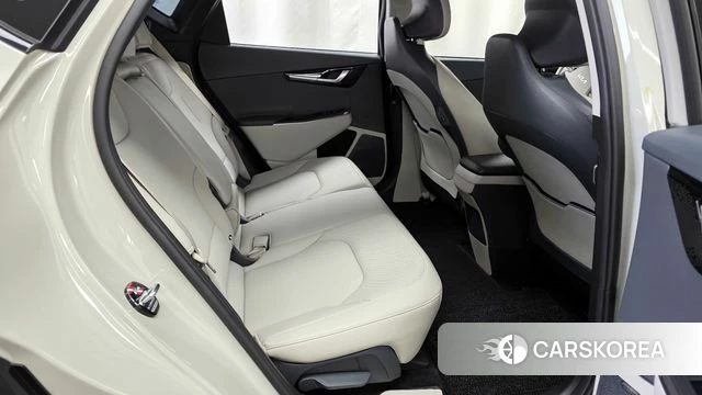 Kia EV6 2022 Жемчужный цвет из Кореи, фото 3