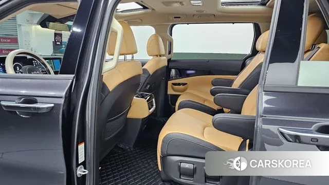 Kia Carnival 4th generation 2023 Серый из Кореи, фото 3