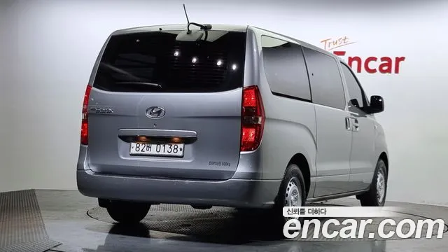 Hyundai The New Grand Starex 2018 Серебристо-серый из Кореи, фото 3