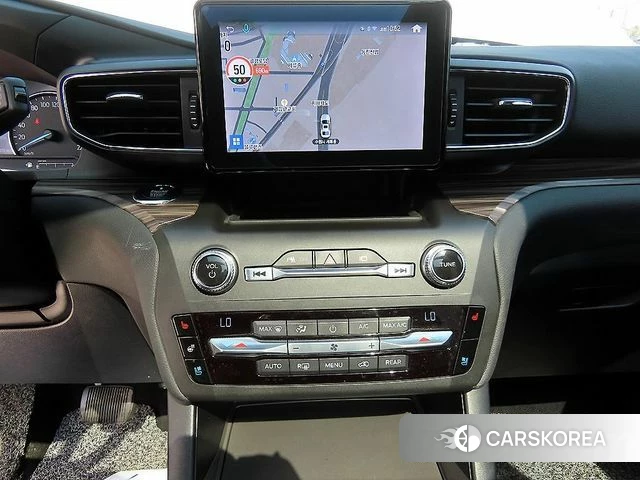 Ford Explorer 6th Generation 2020 Белый из Кореи, фото 3