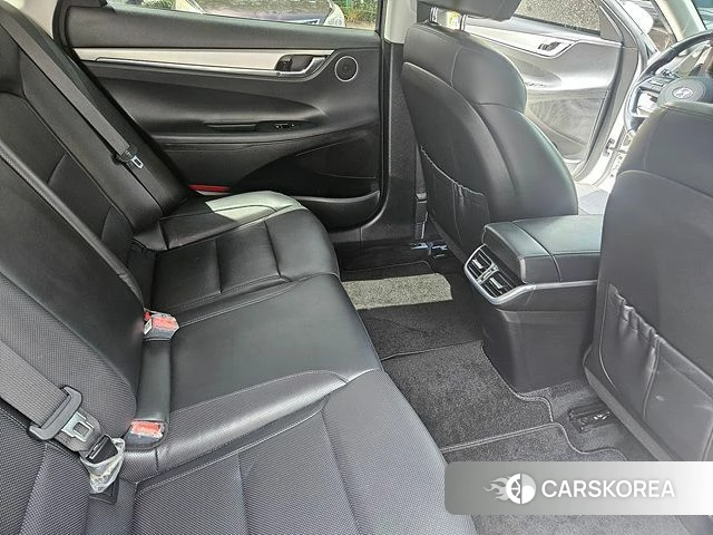 Hyundai The New Grandeur IG Hybrid 2021 Белый из Кореи, фото 3