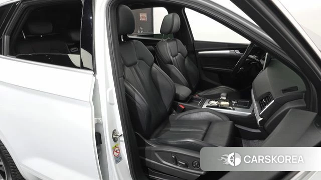 Audi Q5 (FY) 2020 Белый из Кореи, фото 3