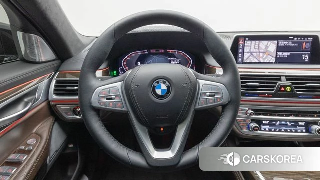 BMW 7 Series (G11) 2022 Черный из Кореи, фото 3