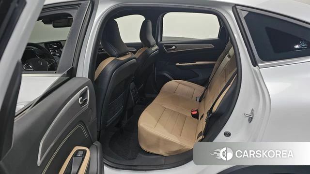 Renault Korea (Samsung) Arcana 2025 Серебряный из Кореи, фото 3