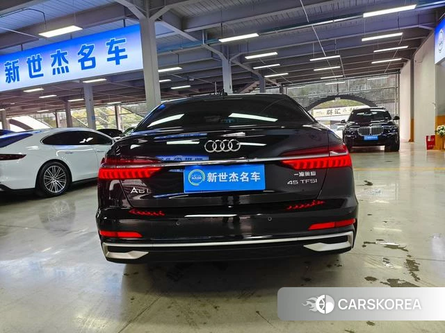Audi A6L 2023 Черный из Китая, фото 3