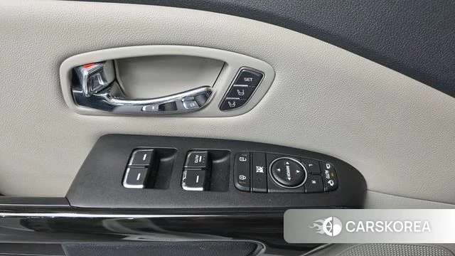 Kia The New Carnival 2018 Белый из Кореи, фото 3