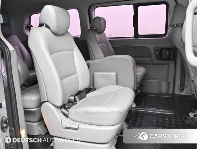 Hyundai The New Grand Starex 2018 Серебряный из Кореи, фото 3