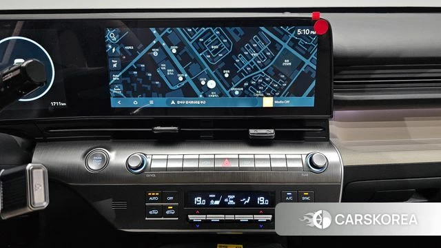 Hyundai Kona (SX2) 2025 Белый из Кореи, фото 3