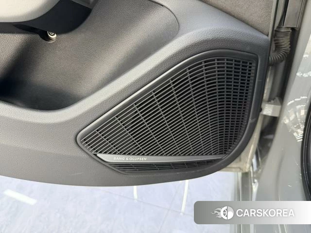 Audi S4 2021 Серебристо-серый из Китая, фото 3