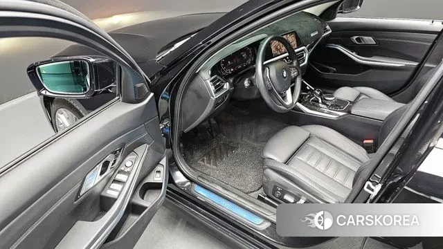 BMW 3 Series (G20) 2022 Черный из Кореи, фото 3
