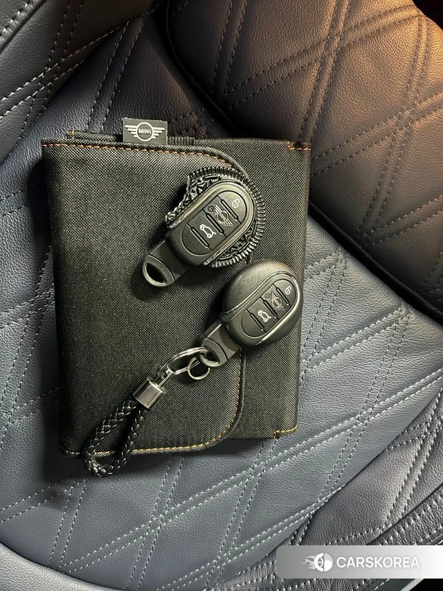 Mini Cooper S Countryman 2023 Светло-зеленый из Кореи, фото 3