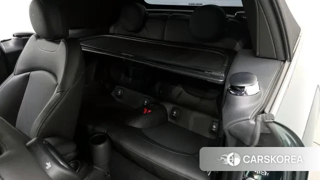 Mini Cooper Convertible 2019 Темно-зеленый из Кореи, фото 3