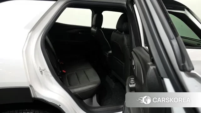 Chevrolet (GM Daewoo) Trailblazer 2023 Белый из Кореи, фото 3