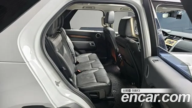 Land Rover Discovery 5 2018 Белый из Кореи, фото 3