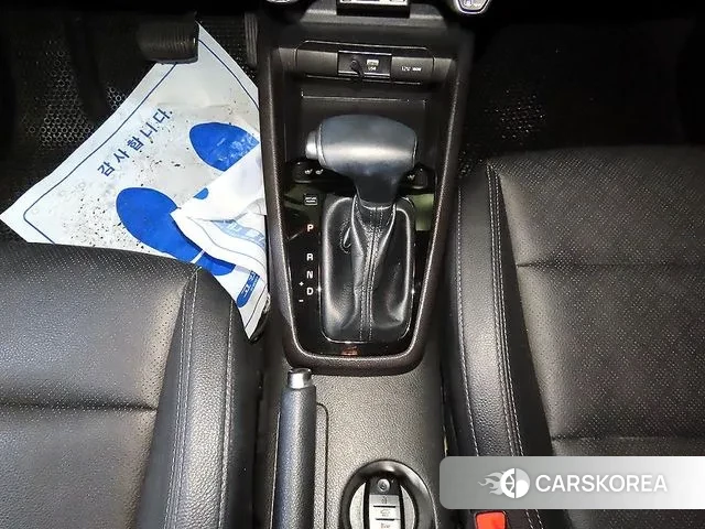 Kia Stonic 2020 Синий из Кореи, фото 3