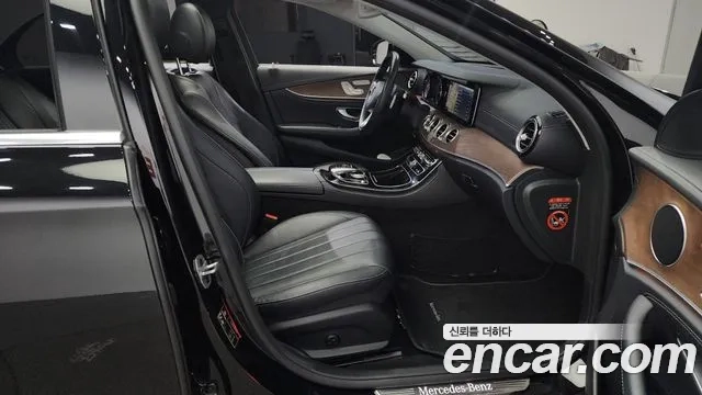 Mercedes-Benz E-Class W213 2018 Черный из Кореи, фото 3