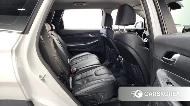 Hyundai The New Santa Fe 2022 Белый из Кореи, фото 3