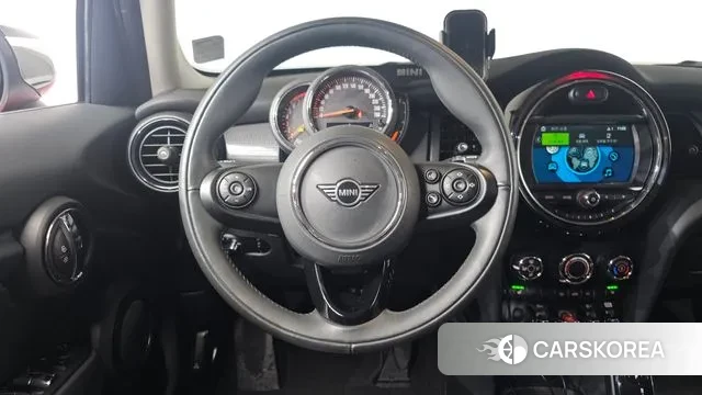 Mini Cooper 2020 Красный из Кореи, фото 3