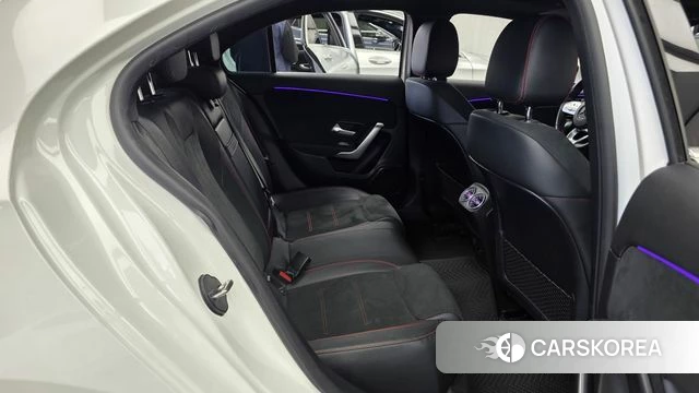 Mercedes-Benz A-Class W177 2021 Белый из Кореи, фото 3