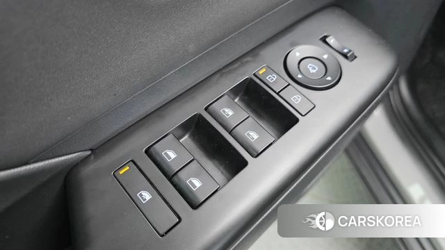 Hyundai Kona (SX2) 2023 Серебристо-серый из Кореи, фото 3