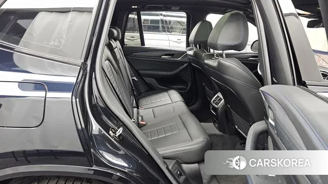 BMW iX3 2023 Черный из Кореи, фото 3