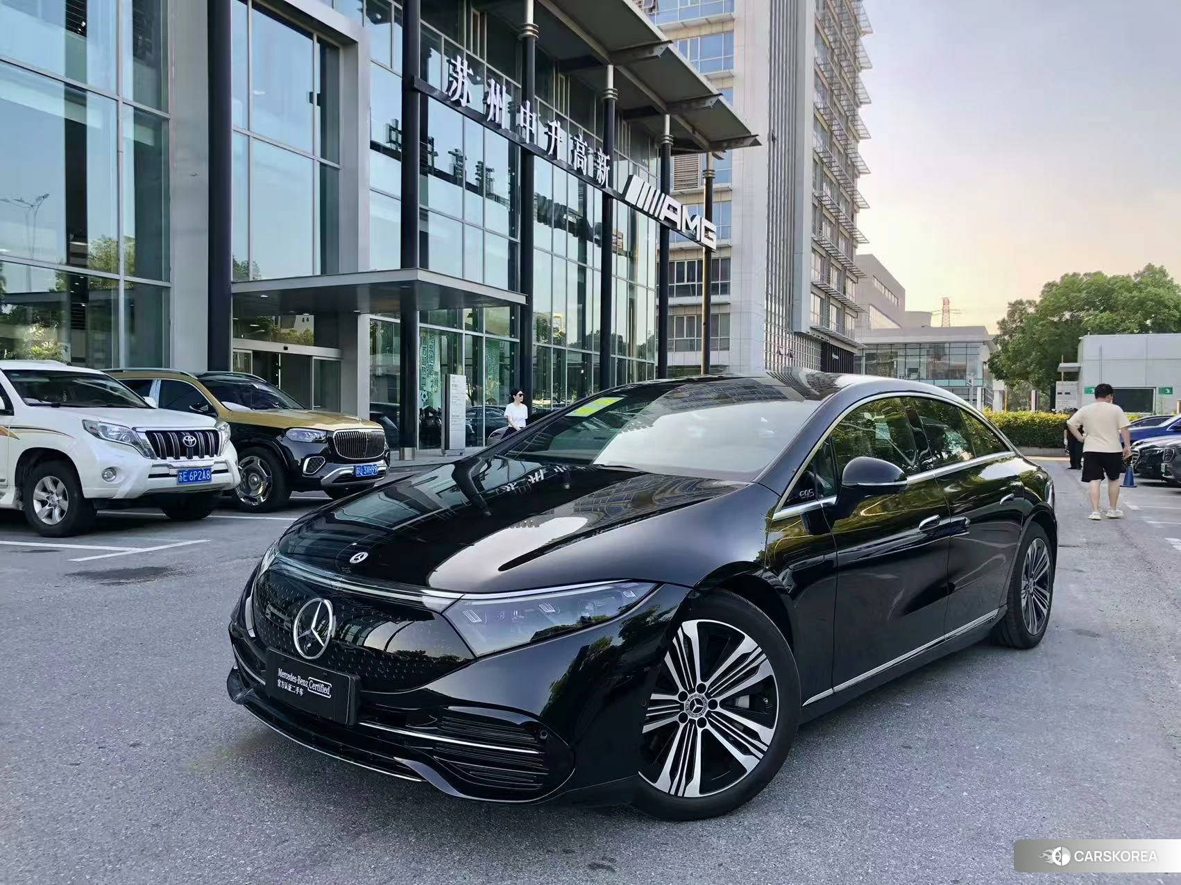 Mercedes-Benz EQS 2023 Черный из Китая, фото 3