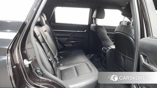 Ssangyong Torres 2022 Черный из Кореи, фото 3