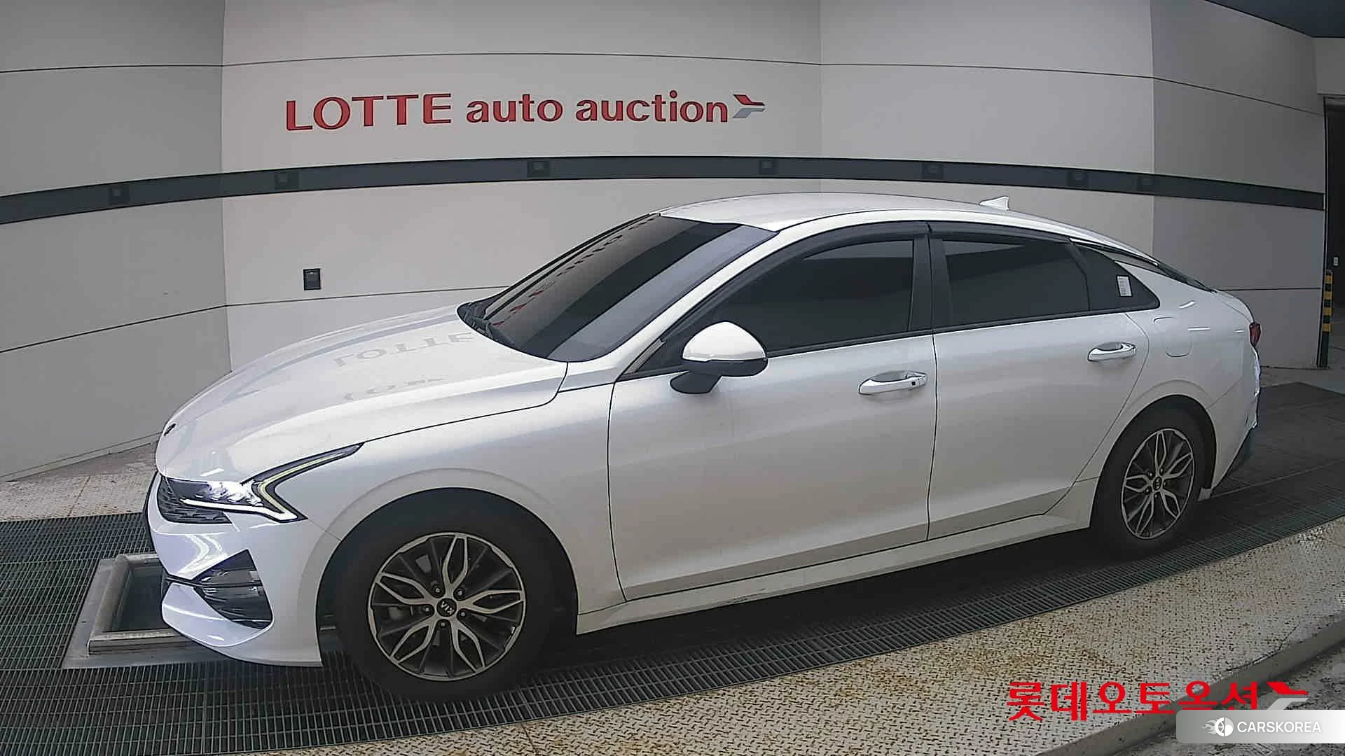 Kia K5 2020 Snow White Pearl (optional) из Кореи, фото 3