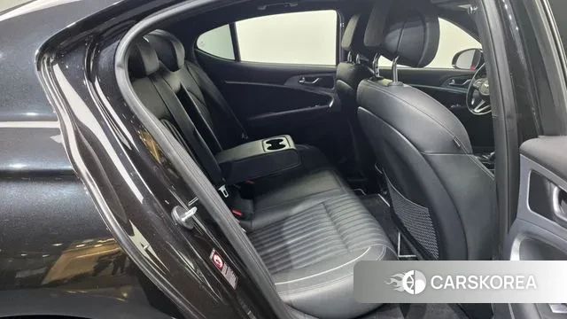 Genesis G70 2018 Черный из Кореи, фото 3