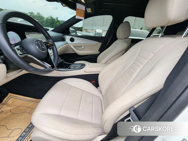 Mercedes-Benz E-Class W213 2021 Белый из Кореи, фото 3