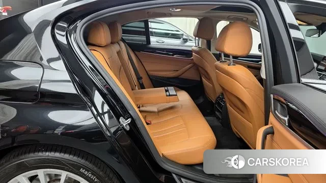 BMW 5 Series (G30) 2020 Черный из Кореи, фото 3