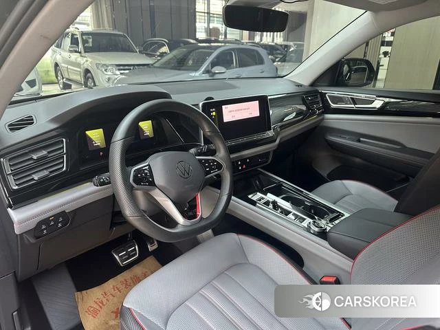 Volkswagen Tourang 2024 Черный из Китая, фото 3