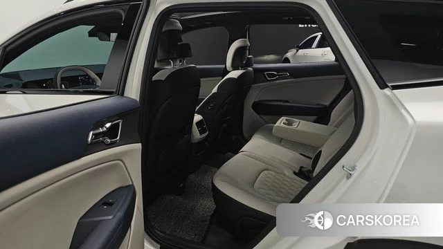 Kia The New Sportage 5th Generation 2025 Белый из Кореи, фото 3