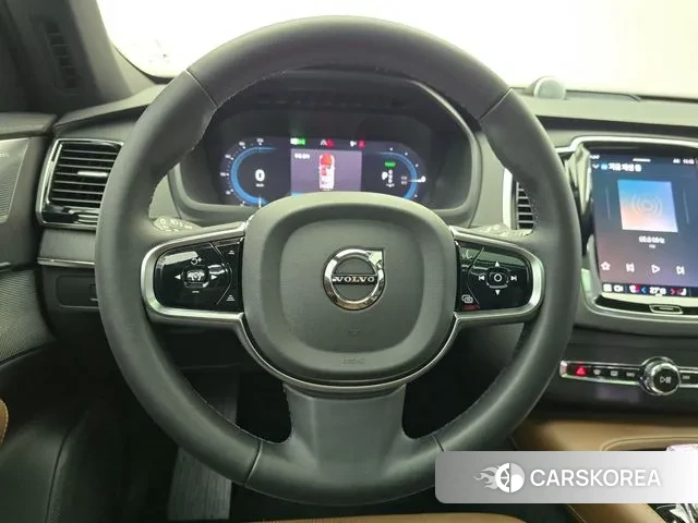 Volvo XC90 second Generation 2024 Белый из Кореи, фото 3