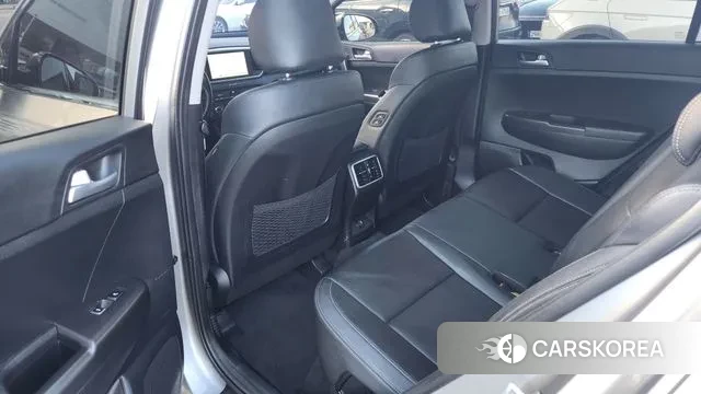 Kia Sportage The Bold 2021 Серый из Кореи, фото 3