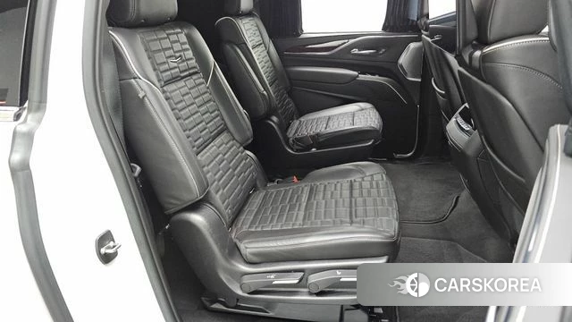 Cadillac Escalade 5th Generation 2021 Белый из Кореи, фото 3