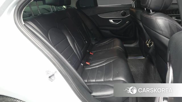 Mercedes-Benz C-Class W205 2019 Серебряный из Кореи, фото 3