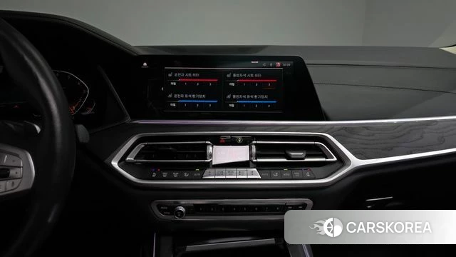 BMW X7 (G07) 2021 Белый из Кореи, фото 3