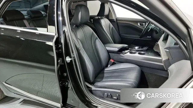 Kia K8 2022 Черный из Кореи, фото 3