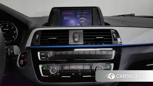 BMW 1 Series (F20) 2018 Синий из Кореи, фото 3