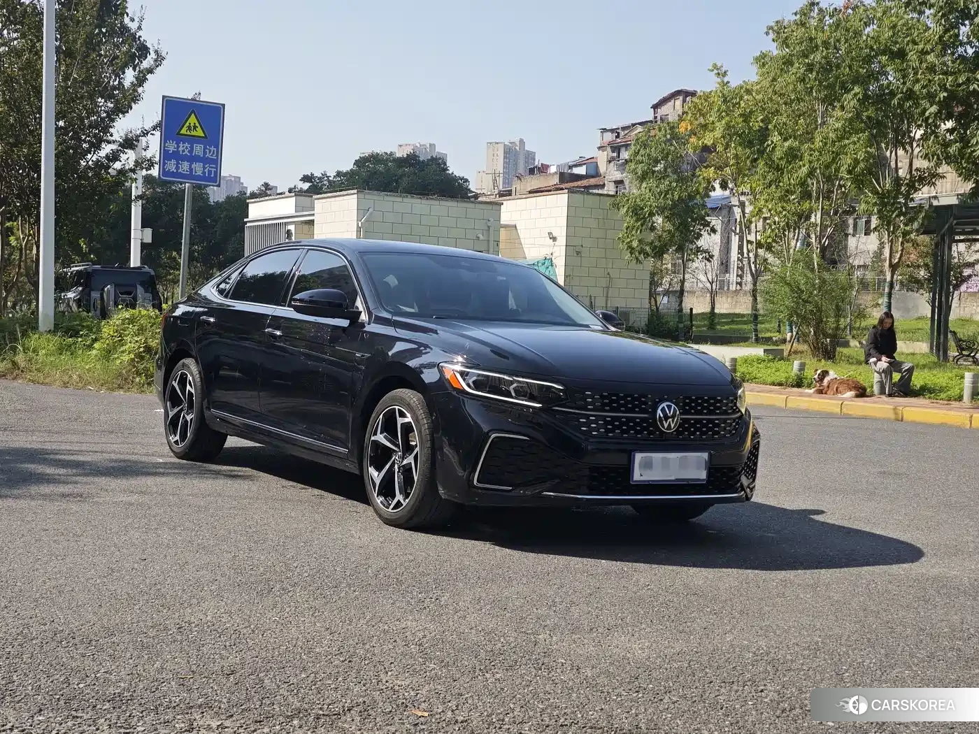 Volkswagen Passat 2023 Черный из Китая, фото 3