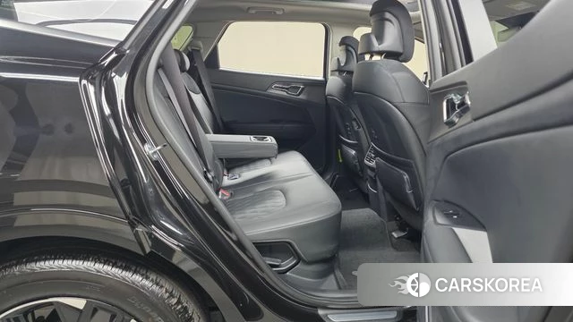 Kia The New Sportage 5th Generation Hybrid 2024 Черный из Кореи, фото 3