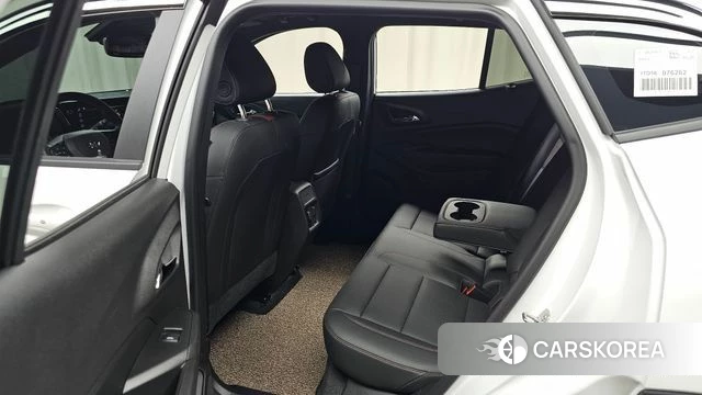 Chevrolet (GM Daewoo) Trax Crossover 2023 Белый из Кореи, фото 3