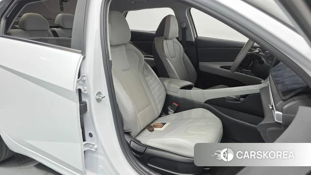 Hyundai Avante (CN7) 2021 Белый из Кореи, фото 3